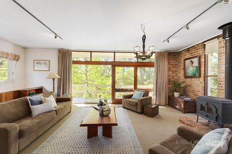 Property photo of 32 Haldane Road Eltham VIC 3095