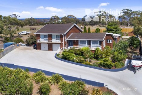 12 River St, Swansea, TAS 7190