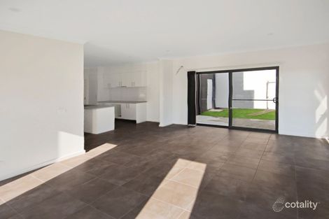 Property photo of 2 Earhart Street Pakenham VIC 3810