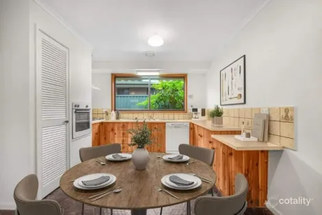 Property photo of 77 Tamarind Crescent Werribee VIC 3030