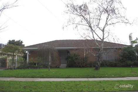 15 Parnell Cres, Gladstone Park, VIC 3043