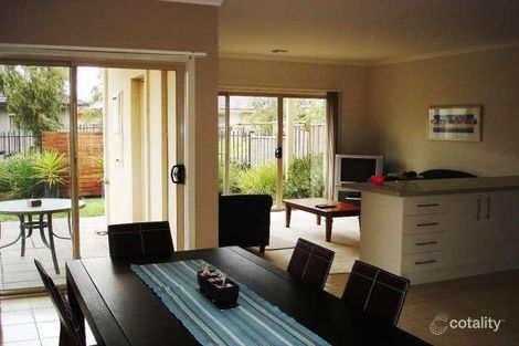Property photo of 1/2 Coventry Drive Sandhurst VIC 3977