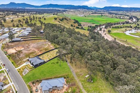 Property photo of 93 Talleyrand Circuit Greta NSW 2334