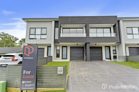 82b Fawcett St, Glenfield, NSW 2167
