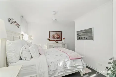 Property photo of 16 Positano Loop Dayton WA 6055
