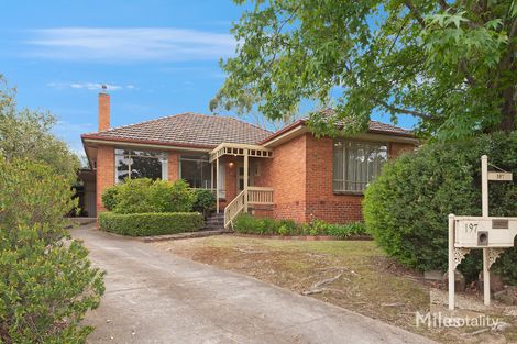 Property photo of 197 Mountain View Parade Rosanna VIC 3084