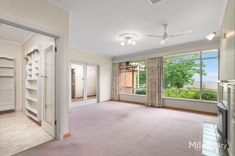 Property photo of 197 Mountain View Parade Rosanna VIC 3084