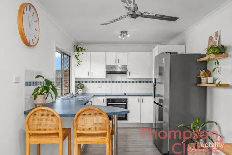 Property photo of 53 Lee-Ann Crescent Cessnock NSW 2325