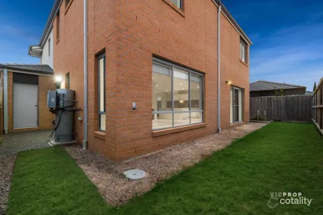 Property photo of 46 Astoria Drive Point Cook VIC 3030