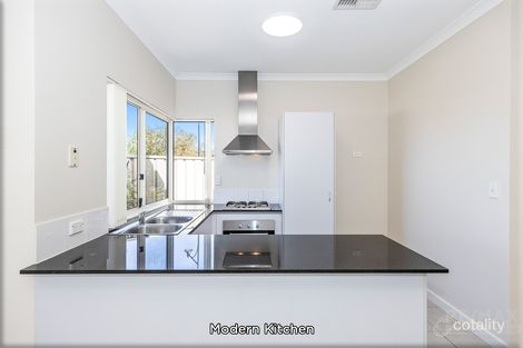 Property photo of 4 Ardara Bend Butler WA 6036