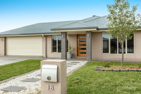 18 Rosella Gardens Dr, Meringandan West, QLD 4352