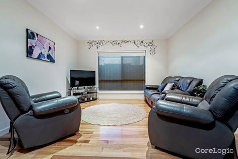 Property photo of 74 Bridgehaven Drive Craigieburn VIC 3064