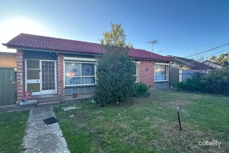 5 Barnes Cres, Parafield Gardens, SA 5107