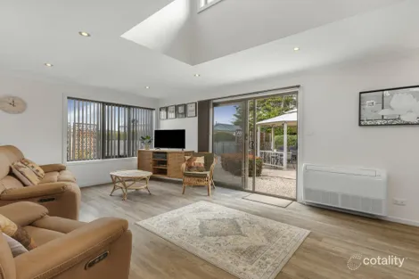 Property photo of 2/60 Dodgin Street Wynyard TAS 7325