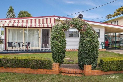 26 Logan St, North Booval, QLD 4304