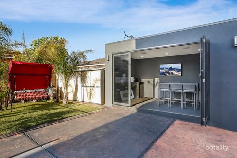 Property photo of 2 Neptune Street Roxburgh Park VIC 3064