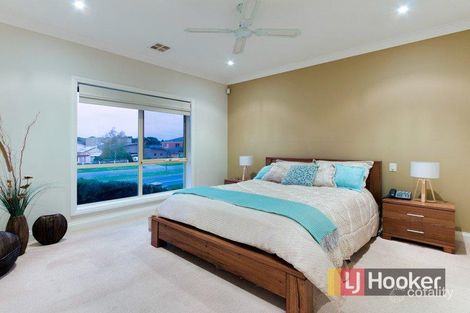 Property photo of 15 Bryn Mawr Boulevard Berwick VIC 3806