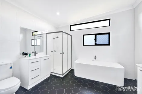 Property photo of 35 Glenmorris Street Norville QLD 4670