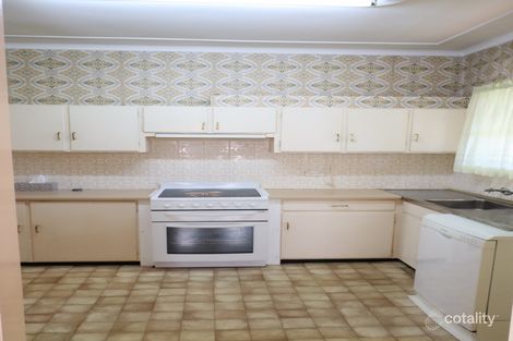 12 Edge St, Wiley Park, NSW 2195
