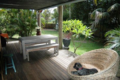 Property photo of 11 Carramatta Close Boomerang Beach NSW 2428