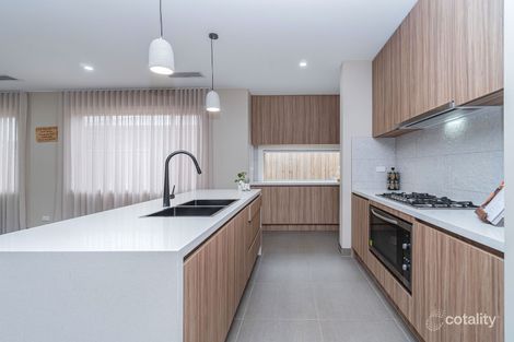 Property photo of 46 Harfield Avenue Mickleham VIC 3064