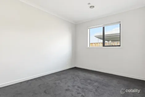 Property photo of 15 Saltmarsh Crescent Point Cook VIC 3030