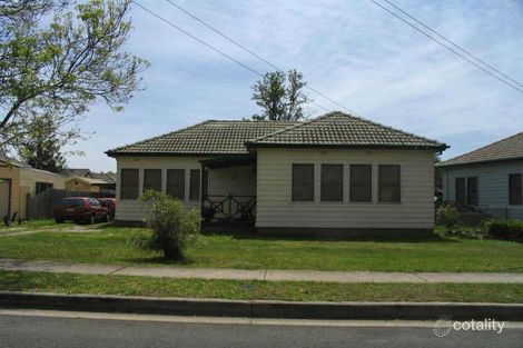 4 Birdwood Ave, Wattle Grove, NSW 2173