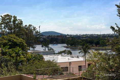 Property photo of 8/36 Jerdanefield Road St Lucia QLD 4067