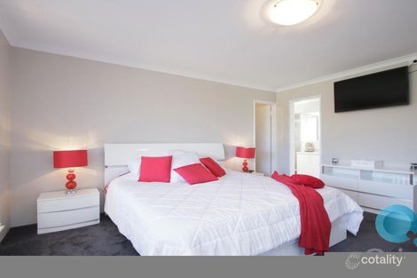 Property photo of 14 Hakea Plaza Canning Vale WA 6155