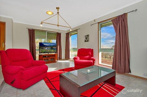 Property photo of 6 Bromley Place Epping VIC 3076