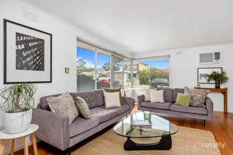 Property photo of 3 Christopher Crescent Tullamarine VIC 3043