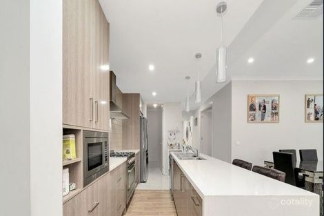 Property photo of 3 Barlow Circuit Tarneit VIC 3029