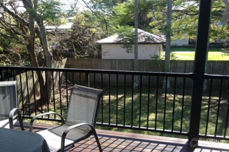 Property photo of 32 Macdonald Street Norman Park QLD 4170