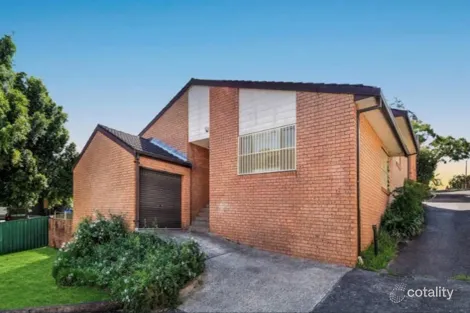 3/140 Greenacre Rd, Greenacre, NSW 2190