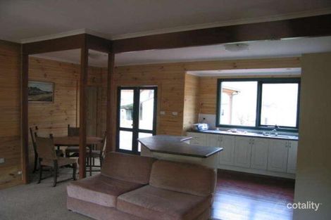 Property photo of 155 Foxlow Street Captains Flat NSW 2623