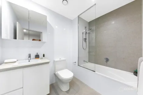 Property photo of 2D Porter Street Ryde NSW 2112