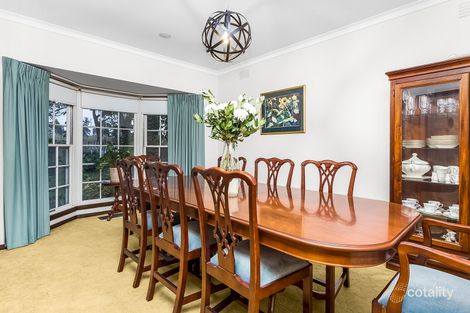 Property photo of 72 Carnarvon Road Strathmore VIC 3041