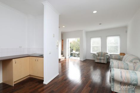 Property photo of 24 The Crescent Kensington VIC 3031