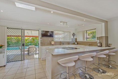 51 Brolga Ave, Southport, QLD 4215