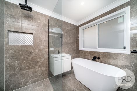 Property photo of 1 Nolan Street Lloyd NSW 2650