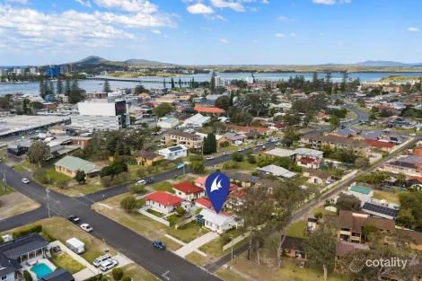 2 Lake St, Tuncurry, NSW 2428