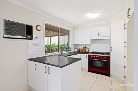 Property photo of 5 McLaren Place Ingleburn NSW 2565
