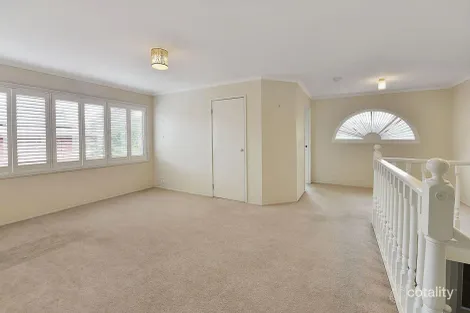 Property photo of 14 Willowtree Crescent Niddrie VIC 3042