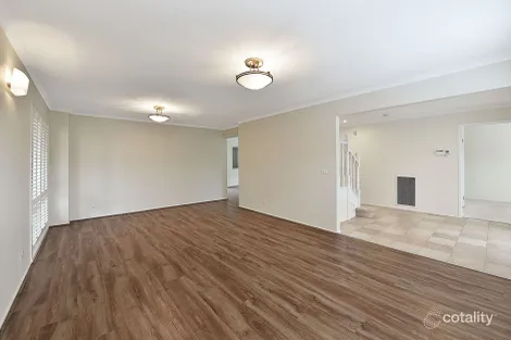Property photo of 14 Willowtree Crescent Niddrie VIC 3042