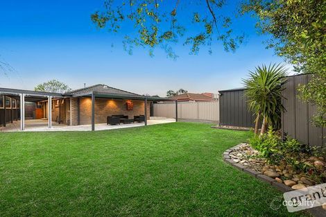 Property photo of 11 Willunga Court Berwick VIC 3806