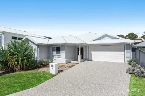 5 Mander Ct, Wellington Point, QLD 4160