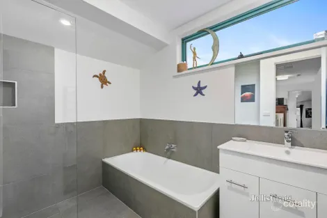 Property photo of 2 Parker Mews Williamstown VIC 3016