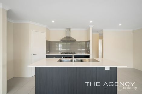 Property photo of 33 Fleetwood Link Aveley WA 6069