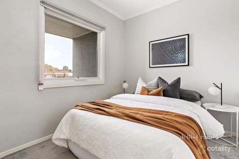 Property photo of 42/2 Newmarket Way Flemington VIC 3031