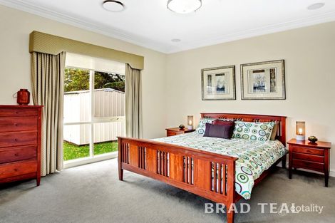 Property photo of 33 Roland Avenue Strathmore VIC 3041